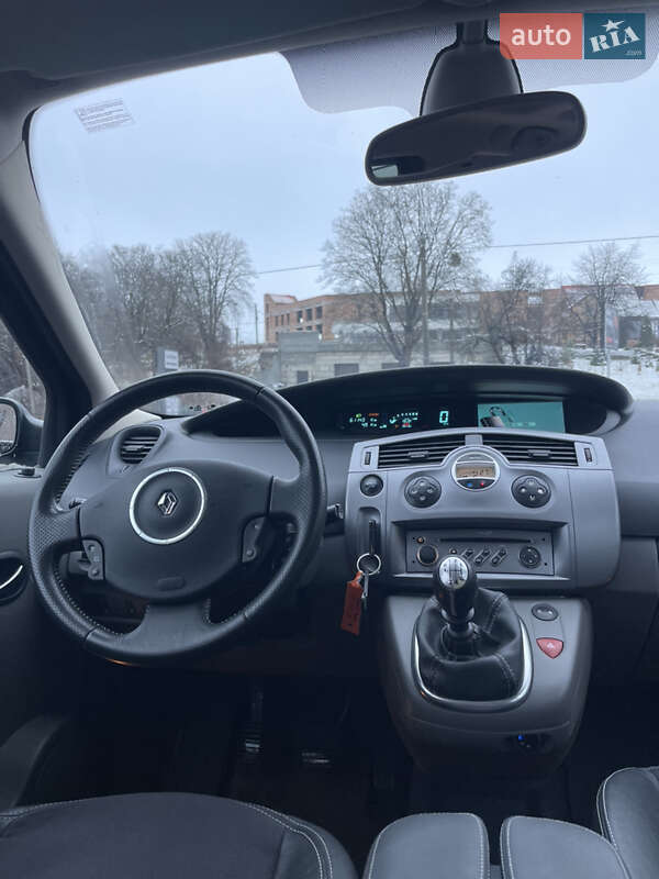 Минивэн Renault Scenic 2008 в Ровно