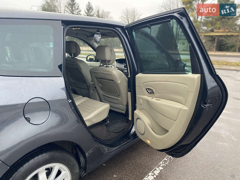 Мінівен Renault Scenic 2011 в Рівному