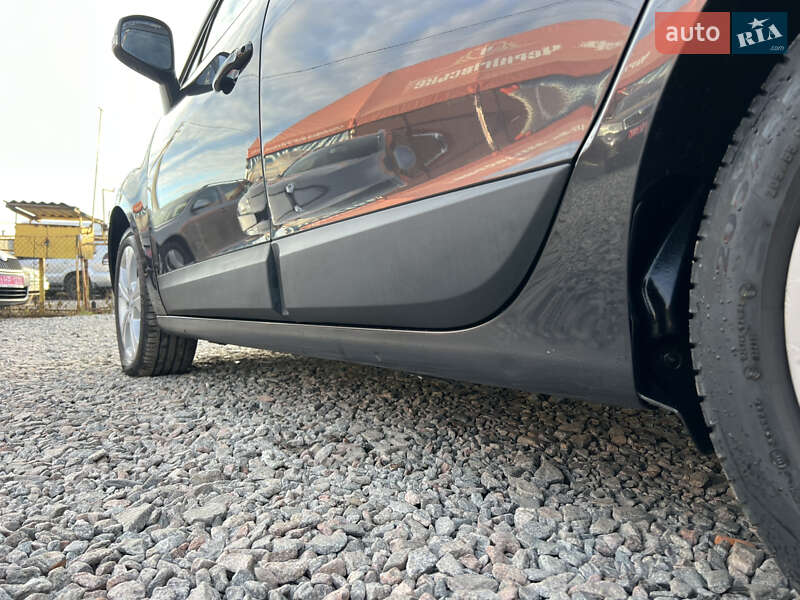 Мінівен Renault Scenic 2009 в Лубнах