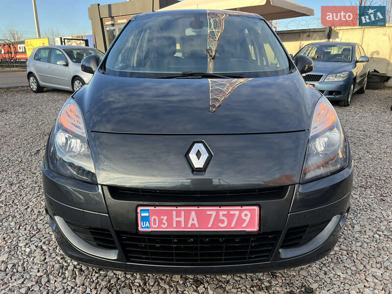 Мінівен Renault Scenic 2009 в Лубнах
