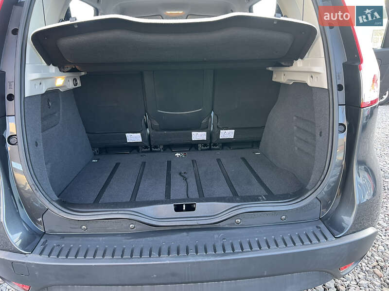 Мінівен Renault Scenic 2009 в Лубнах