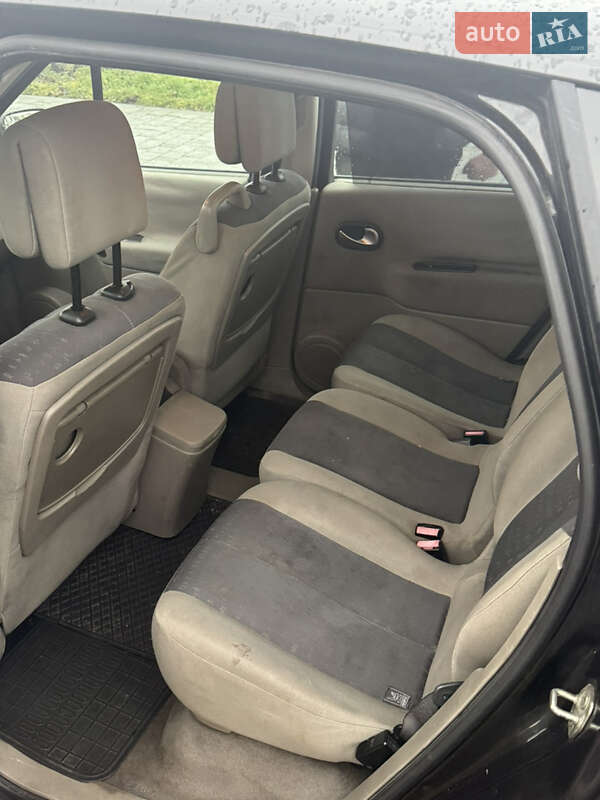 Минивэн Renault Scenic 2005 в Львове фото 11 Минивэн Renault Scenic 2005 в Львове
