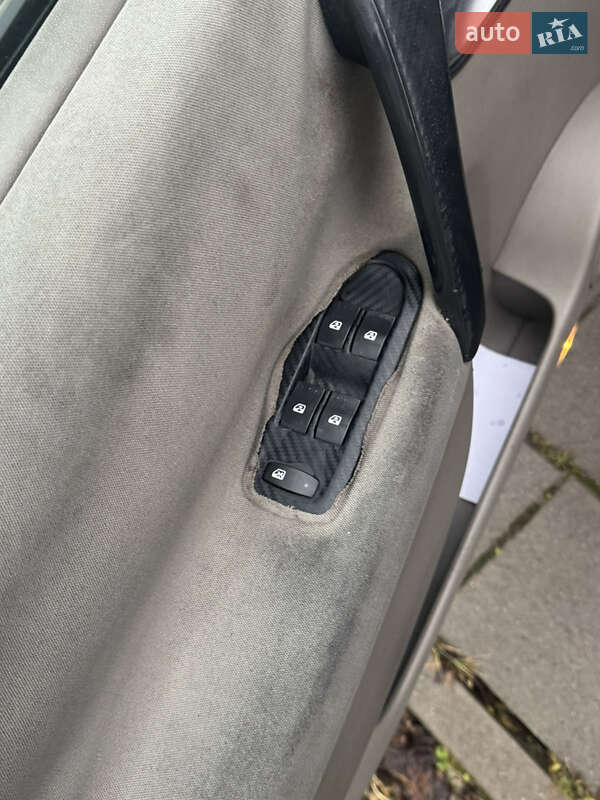 Минивэн Renault Scenic 2005 в Львове фото 18 Минивэн Renault Scenic 2005 в Львове