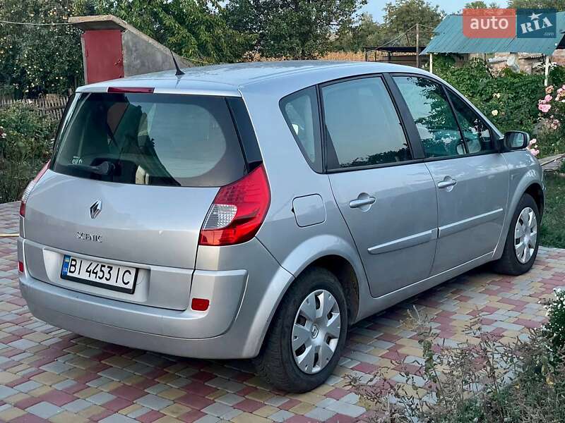 Мінівен Renault Scenic 2008 в Глобиному