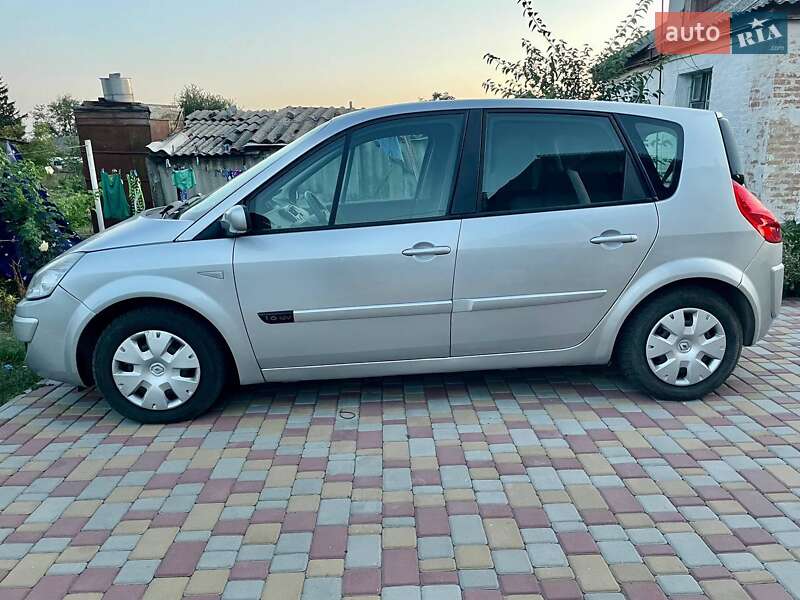 Мінівен Renault Scenic 2008 в Глобиному