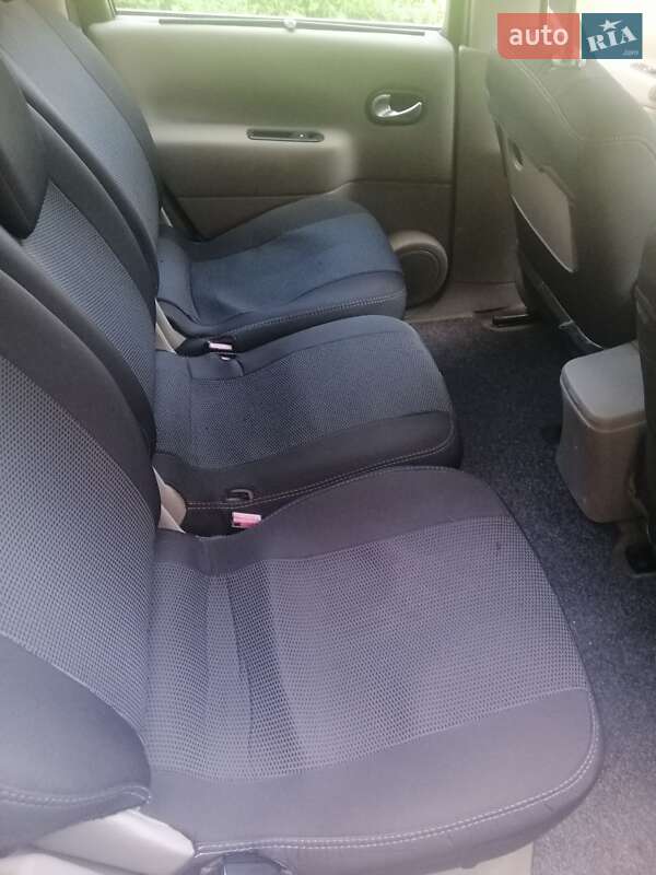 Мінівен Renault Scenic 2005 в Луцьку