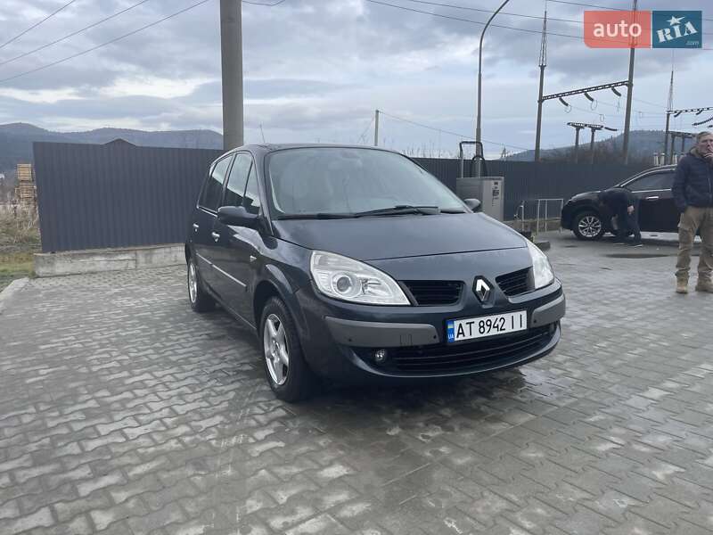 Минивэн Renault Scenic 2008 в Стрые