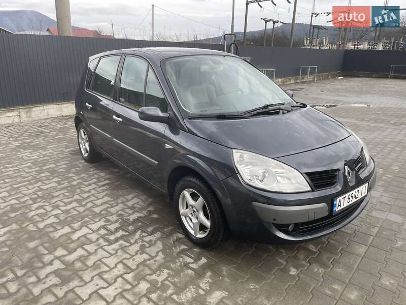 Минивэн Renault Scenic 2008 в Стрые