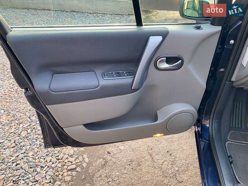 Минивэн Renault Scenic 2007 в Кривом Роге