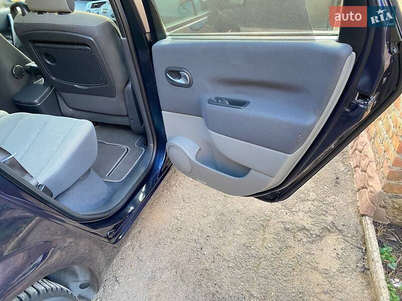 Минивэн Renault Scenic 2007 в Кривом Роге