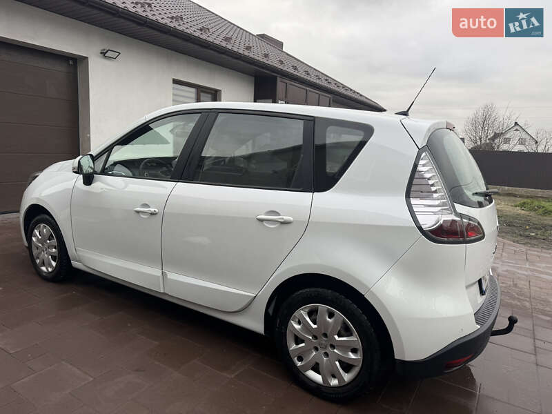 Мінівен Renault Scenic 2012 в Радивиліві