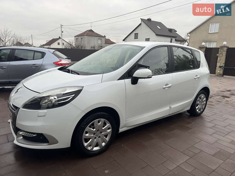 Мінівен Renault Scenic 2012 в Радивиліві