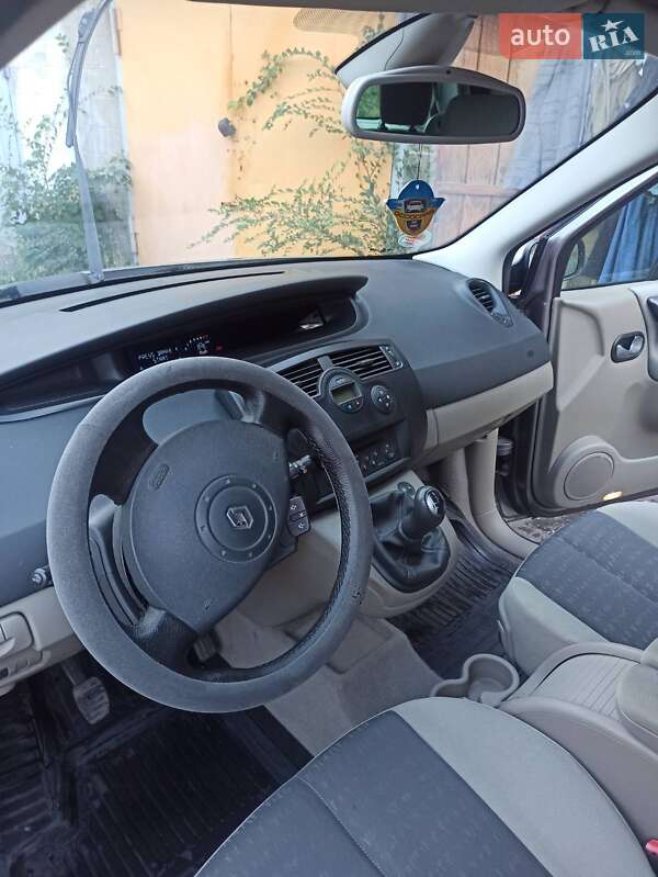 Минивэн Renault Scenic 2004 в Каменском фото 9 Минивэн Renault Scenic 2004 в Каменском