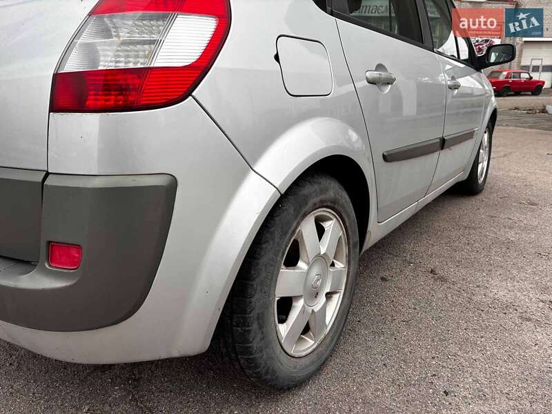 Мінівен Renault Scenic 2005 в Запоріжжі