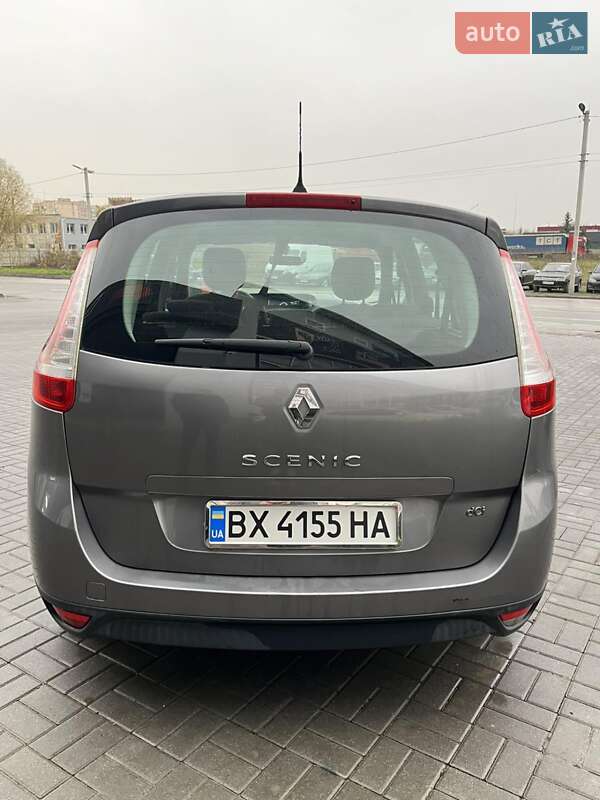 Мінівен Renault Scenic 2010 в Кам'янець-Подільському