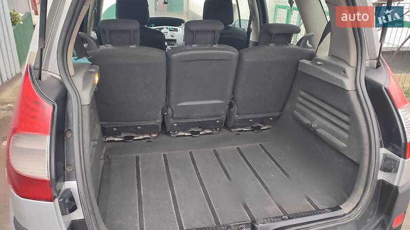 Минивэн Renault Scenic 2007 в Звягеле фото 9 Минивэн Renault Scenic 2007 в Звягеле