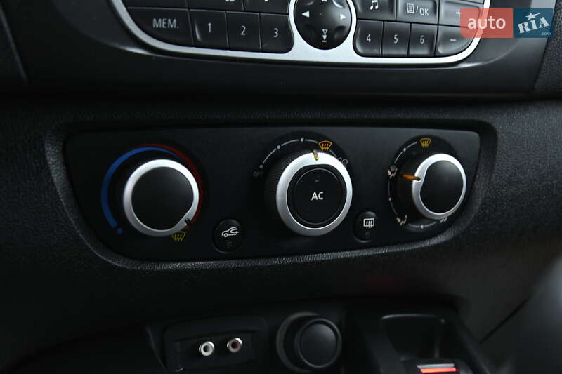 Мінівен Renault Scenic 2009 в Бердичеві фото 23 Мінівен Renault Scenic 2009 в Бердичеві