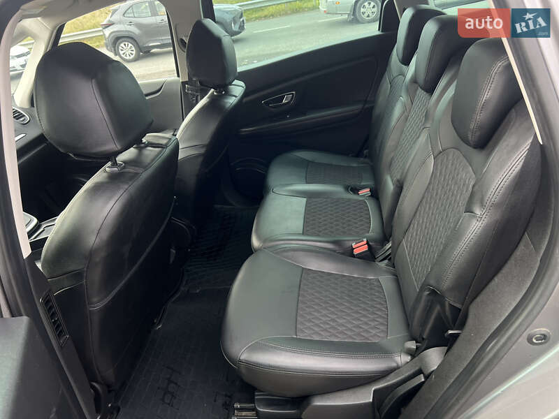 Мінівен Renault Scenic 2018 в Ужгороді