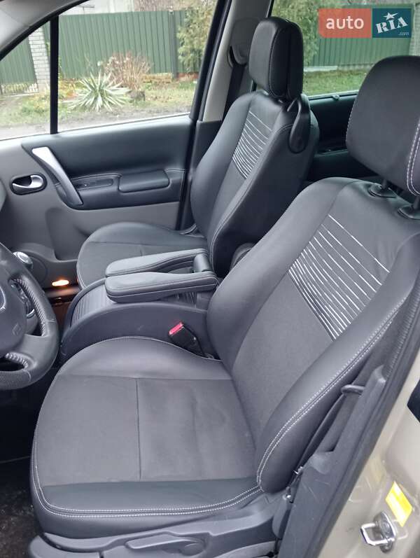 Минивэн Renault Scenic 2008 в Нововолынске фото 19 Минивэн Renault Scenic 2008 в Нововолынске