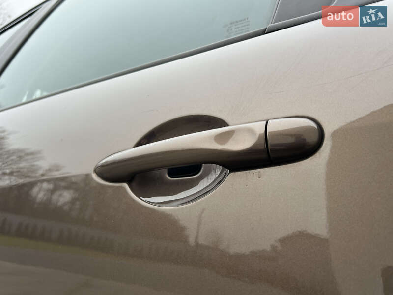Минивэн Renault Scenic 2011 в Луцке фото 55 Минивэн Renault Scenic 2011 в Луцке