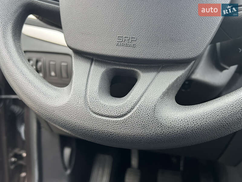 Минивэн Renault Scenic 2011 в Луцке фото 72 Минивэн Renault Scenic 2011 в Луцке