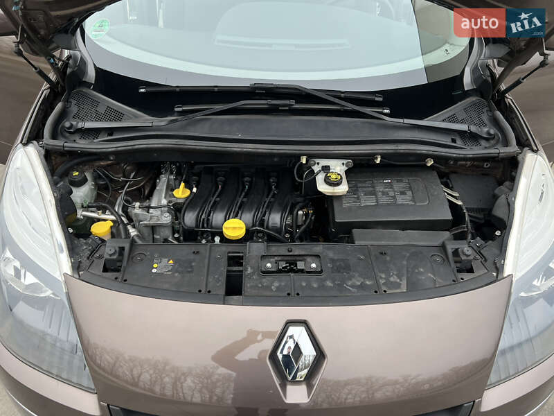 Минивэн Renault Scenic 2011 в Луцке фото 158 Минивэн Renault Scenic 2011 в Луцке