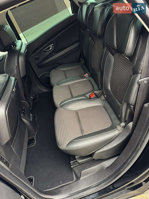 Минивэн Renault Scenic 2016 в Луцке