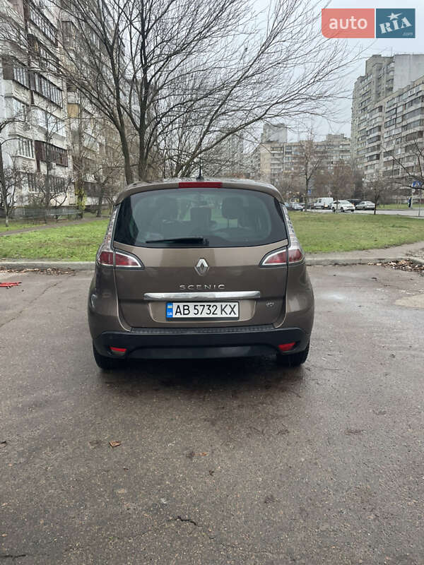 Минивэн Renault Scenic 2014 в Киеве
