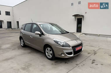 Минивэн Renault Scenic 2011 в Луцке