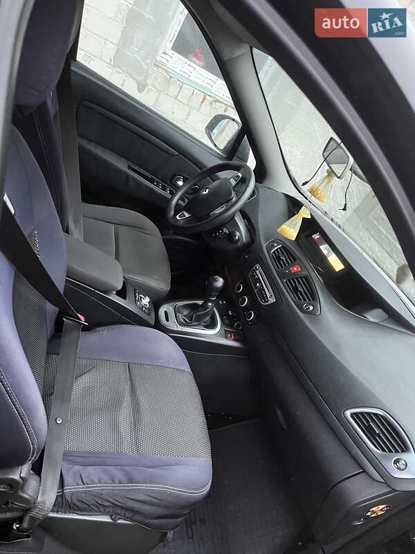 Минивэн Renault Scenic 2011 в Костополе