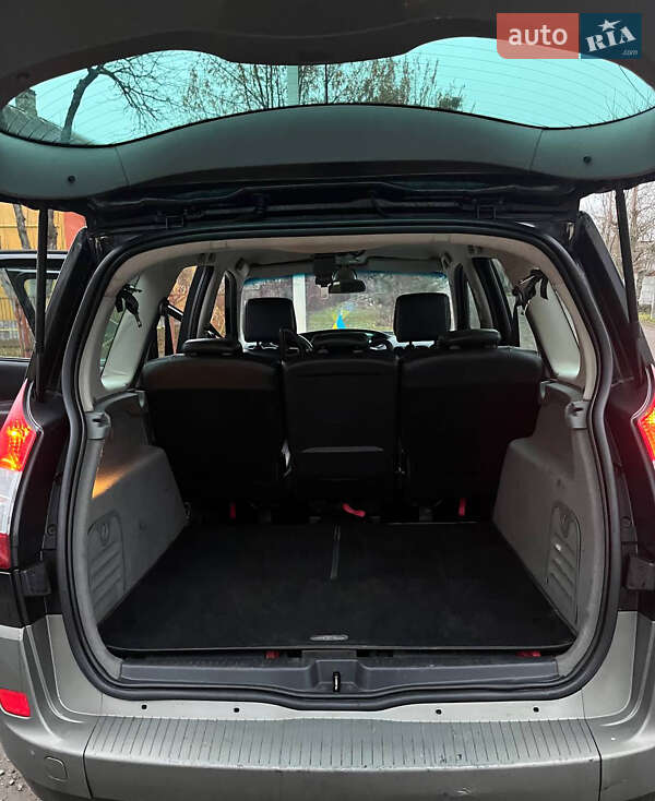 Мінівен Renault Scenic 2005 в Кременці фото 12 Мінівен Renault Scenic 2005 в Кременці