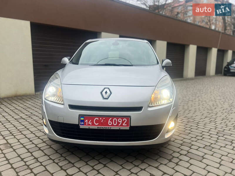 Мінівен Renault Scenic 2010 в Коломиї