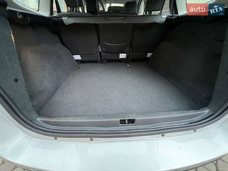 Мінівен Renault Scenic 2010 в Коломиї