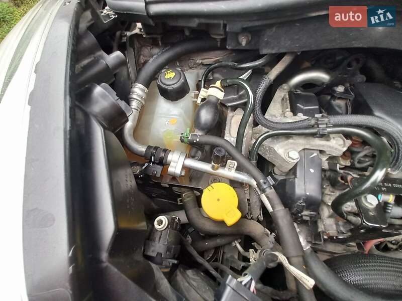 Мінівен Renault Scenic 2012 в Сумах