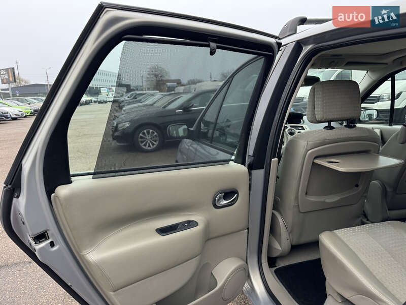 Мінівен Renault Scenic 2004 в Києві