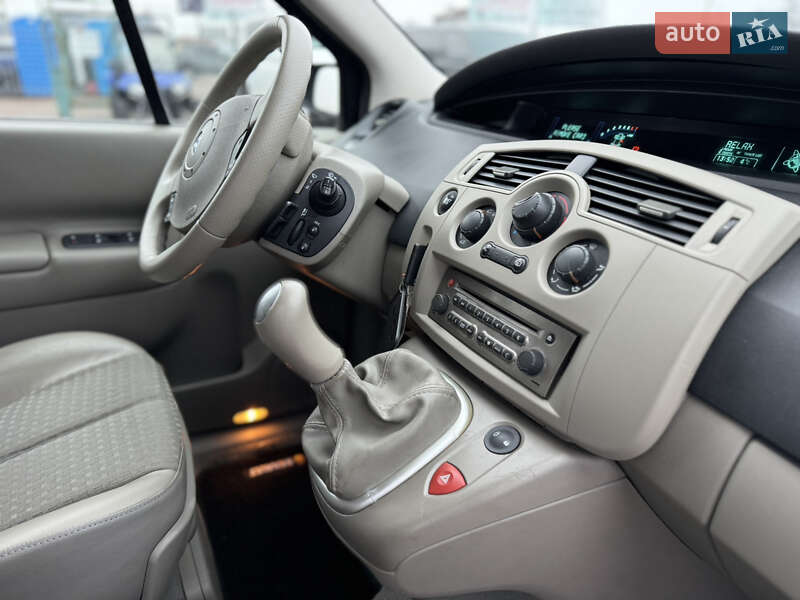 Мінівен Renault Scenic 2004 в Києві