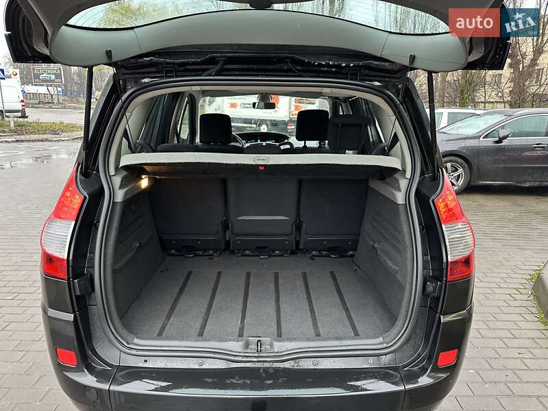 Мінівен Renault Scenic 2008 в Києві фото 9 Мінівен Renault Scenic 2008 в Києві