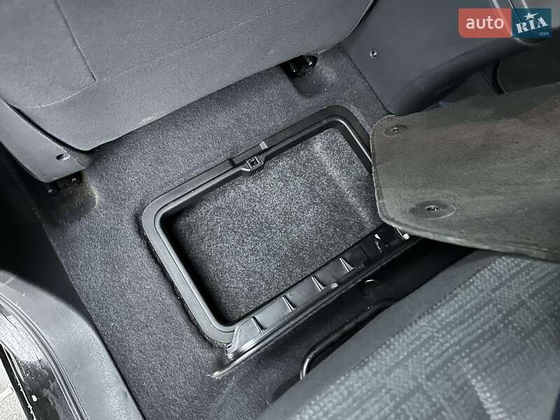 Мінівен Renault Scenic 2008 в Києві фото 32 Мінівен Renault Scenic 2008 в Києві