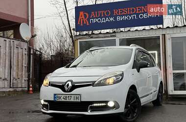 Минивэн Renault Scenic 2015 в Киеве