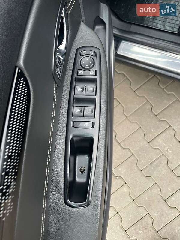 Мінівен Renault Scenic 2012 в Луцьку