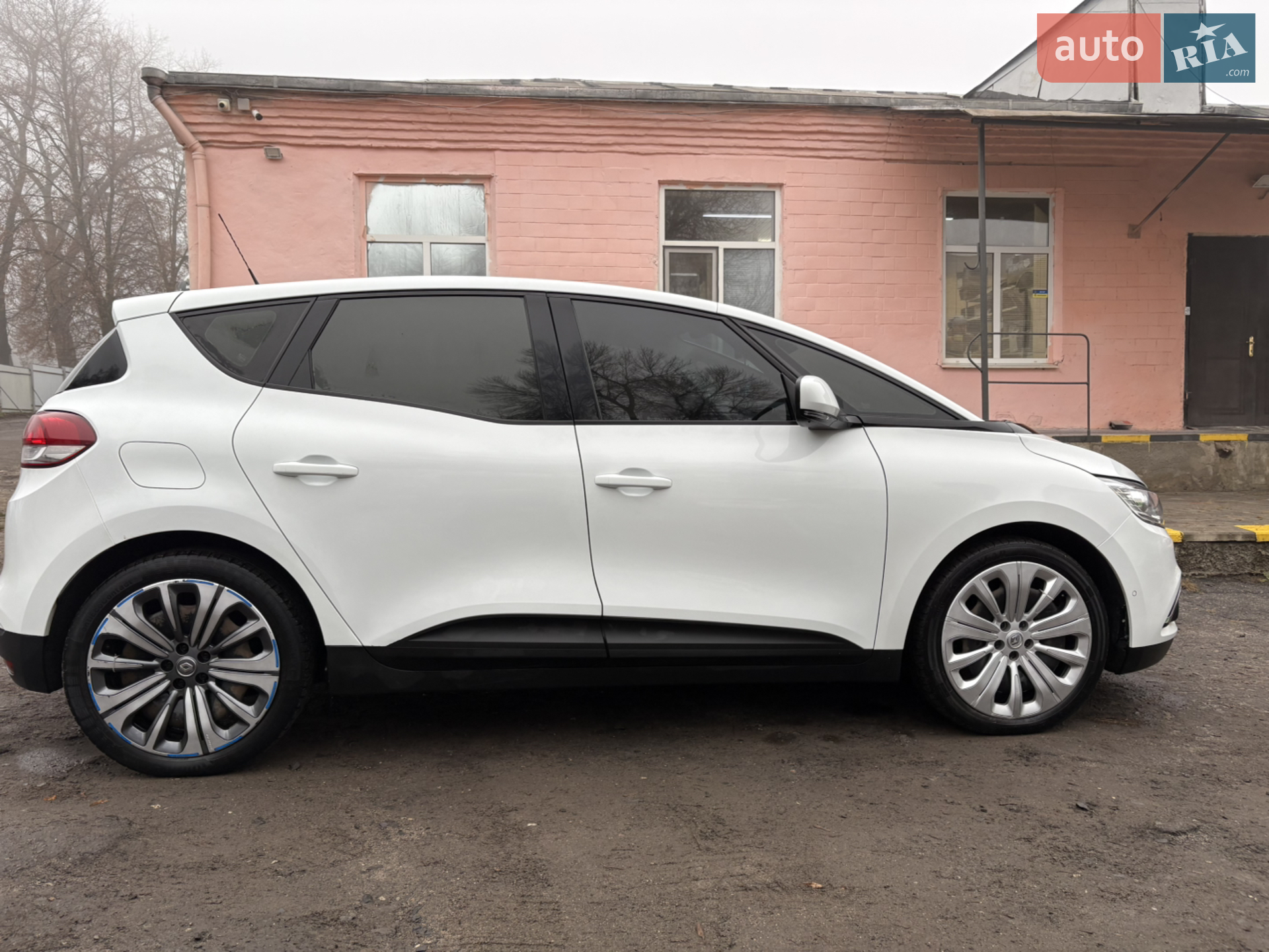 2017 Renault Scenic - мініатюра 13