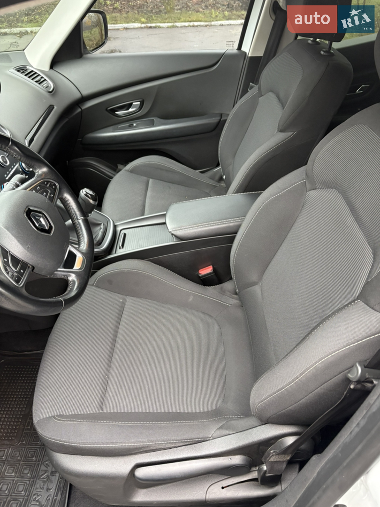 2017 Renault Scenic - мініатюра 18