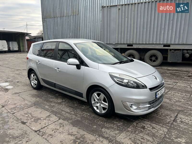 Мінівен Renault Scenic 2013 в Рівному фото 5 Мінівен Renault Scenic 2013 в Рівному