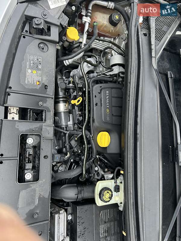 Мінівен Renault Scenic 2013 в Рівному фото 27 Мінівен Renault Scenic 2013 в Рівному