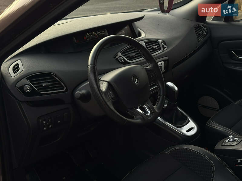 Минивэн Renault Scenic 2015 в Моршине