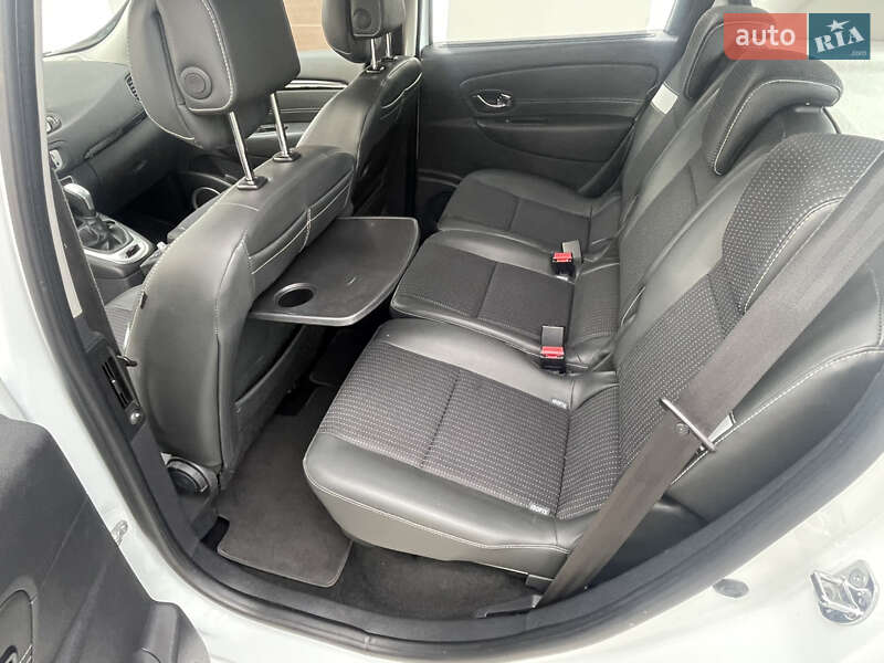 Мінівен Renault Scenic 2012 в Рівному фото 16 Мінівен Renault Scenic 2012 в Рівному