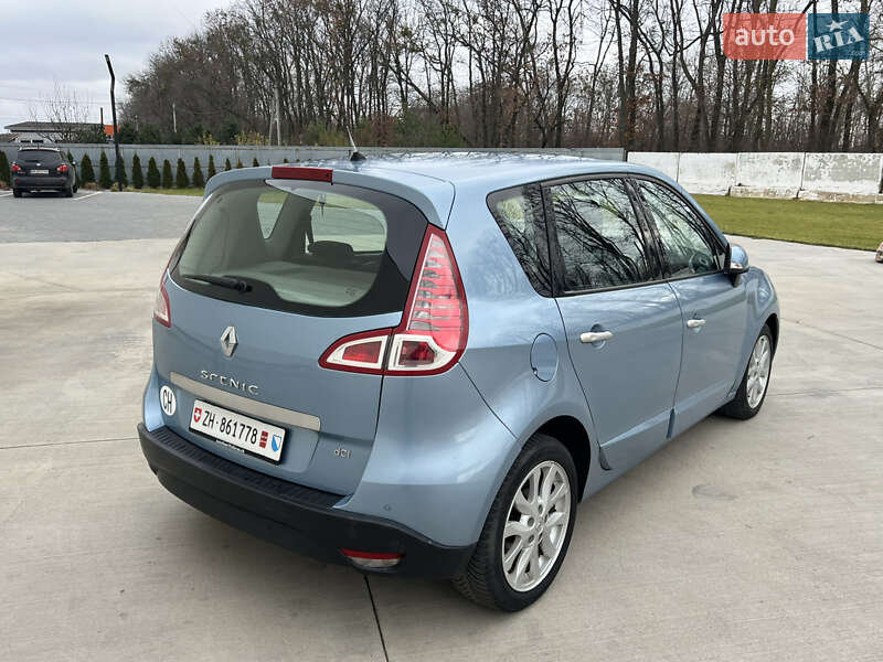 Минивэн Renault Scenic 2011 в Луцке