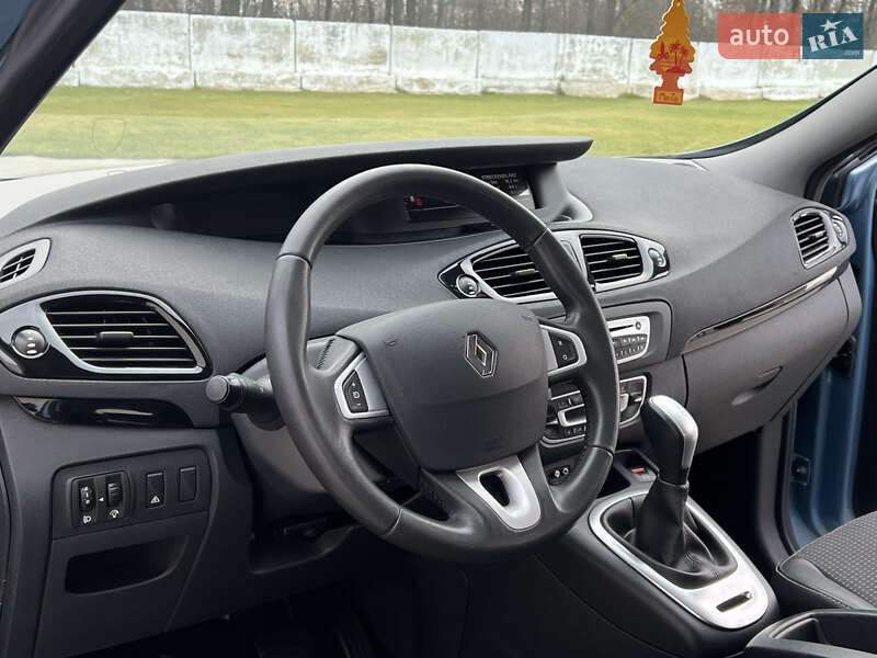 Минивэн Renault Scenic 2011 в Луцке