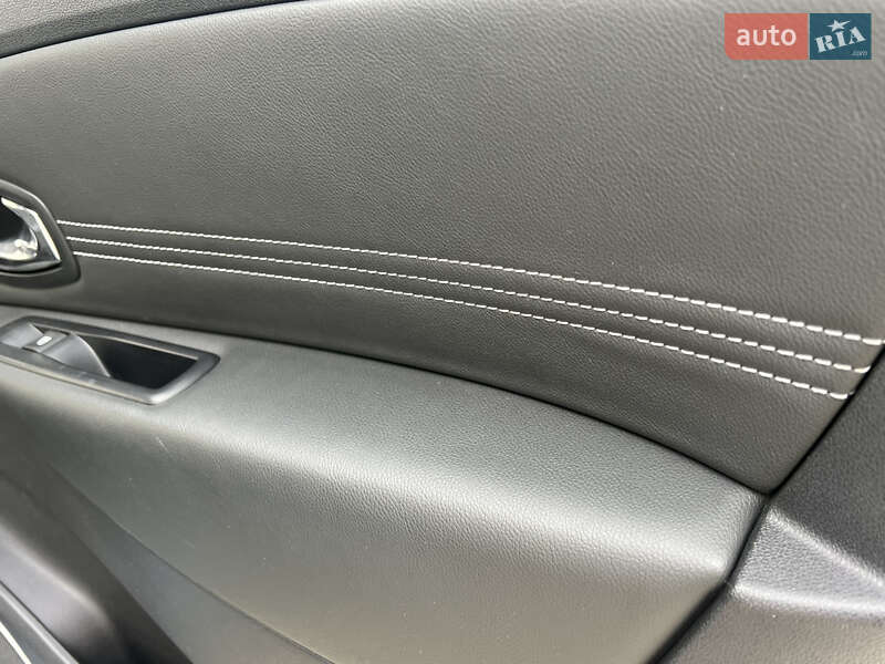 Минивэн Renault Scenic 2011 в Луцке