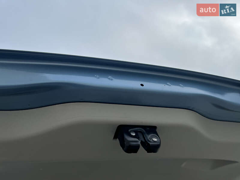 Минивэн Renault Scenic 2011 в Луцке